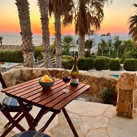 Sky Villa Paphos Exterior foto
